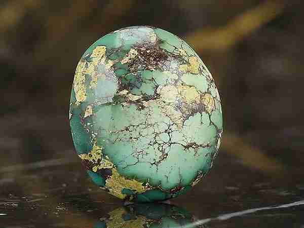 تصویر 1 از سنگ فیروزه سبز طبیعی با رنگ اصیل و کیفیت بالا مناسب زیورآلات خاص و لوکس